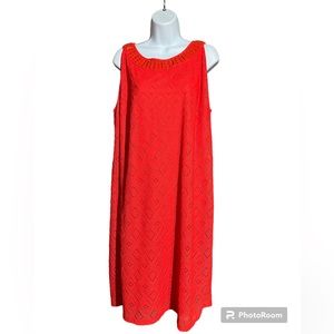 Catherine’s sheath style dress